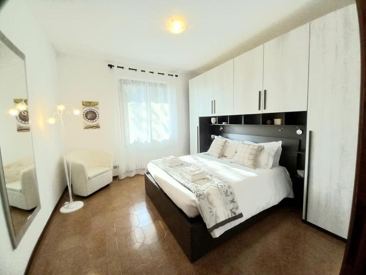 Le Grigne Guest House Oliveto Lario エクステリア 写真
