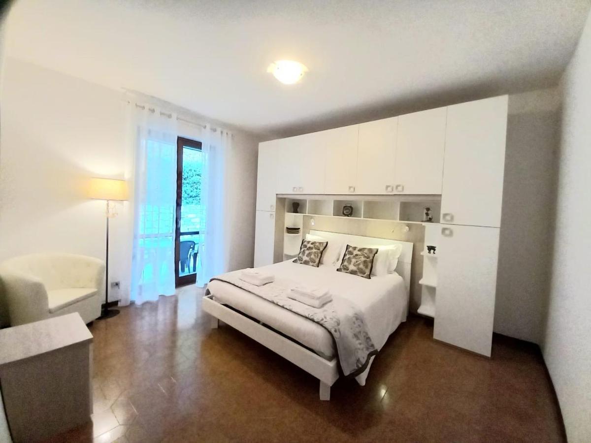 Le Grigne Guest House Oliveto Lario エクステリア 写真